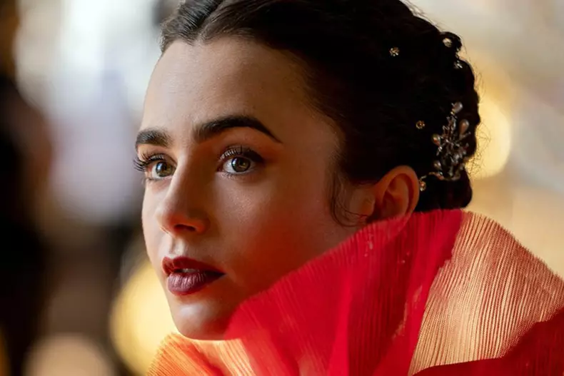 lily collins, emily in paris