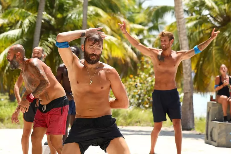 survivor-4-2