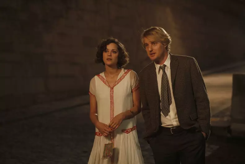 Midnight-In-Paris-2