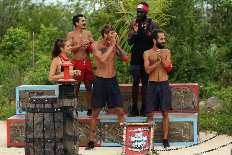 survivor-6
