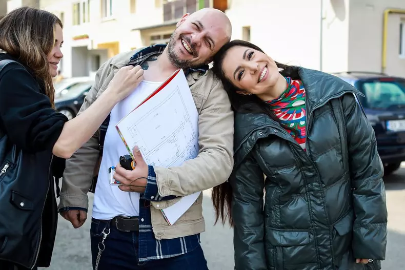 Cristina Joia, designerul care colorează „Visuri la cheie”: „Mă reîntorc la mine de câte ori pictez”. EXCLUSIV