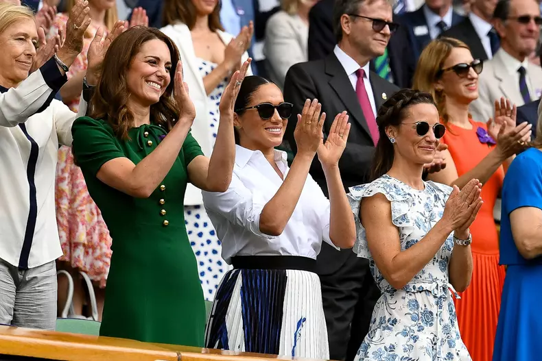 Secretul lui Kate Middleton: de ce ea a reușit să se adapteze vieții regale, iar Meghan Markle a dat greș