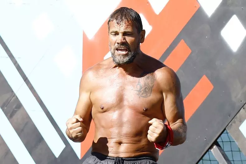 Ionuț Iftimoaie părăsește Survivor România 2023. Fostul luptător, discurs în lacrimi. „Plătesc cu lucrul cel mai de preț” (9)