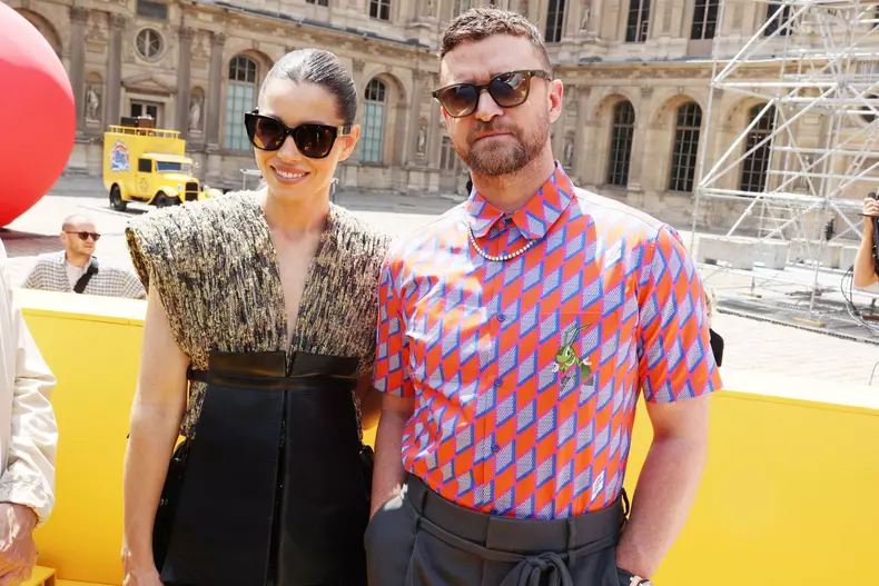 PFW - Louis Vuitton Front Row