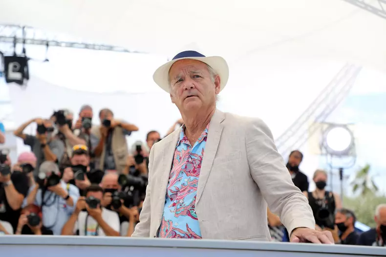 Cum arată iubita lui Bill Murray. Este cu 29 de ani mai tânără decât actorul din „Vânătorii de fantome”