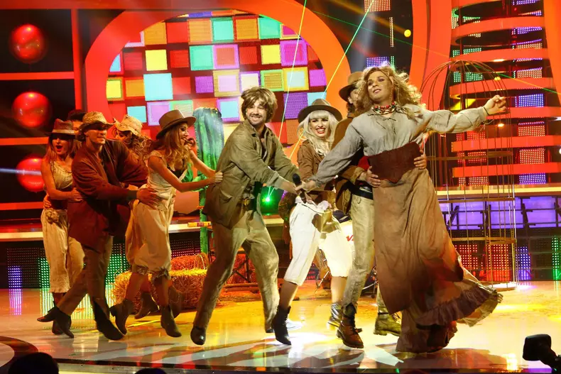 Te cunosc de undeva 4