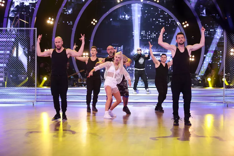 Ce echipă a părăsit cea de-a 8-a ediţie a concursului „Uite cine dansează!”. Momentele-cheie ale serii (7)