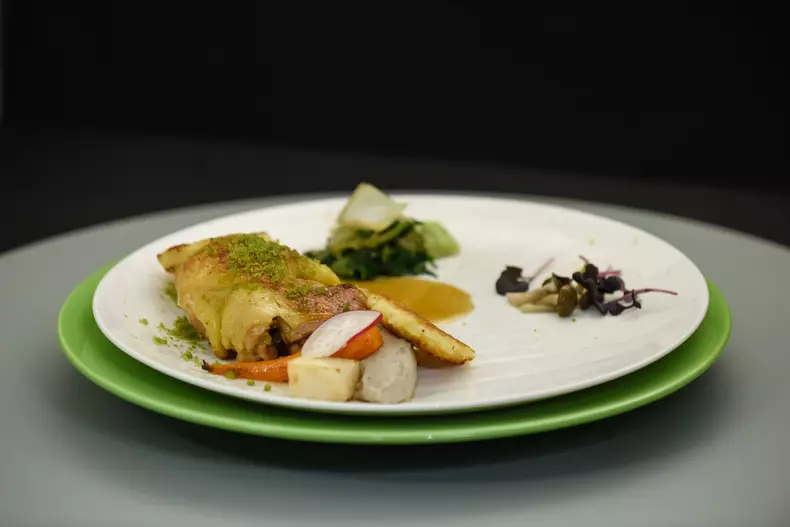 Chefi la cuțite (5)