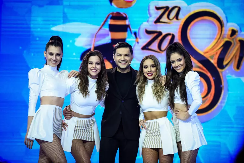Liviu Vârciu le invită pe Lavinia Pârva, Lidia Buble și Nico, diseară, la „Zaza Sing” (4)
