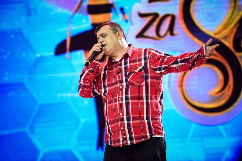 Liviu Vârciu le invită pe Lavinia Pârva, Lidia Buble și Nico, diseară, la „Zaza Sing” (6)