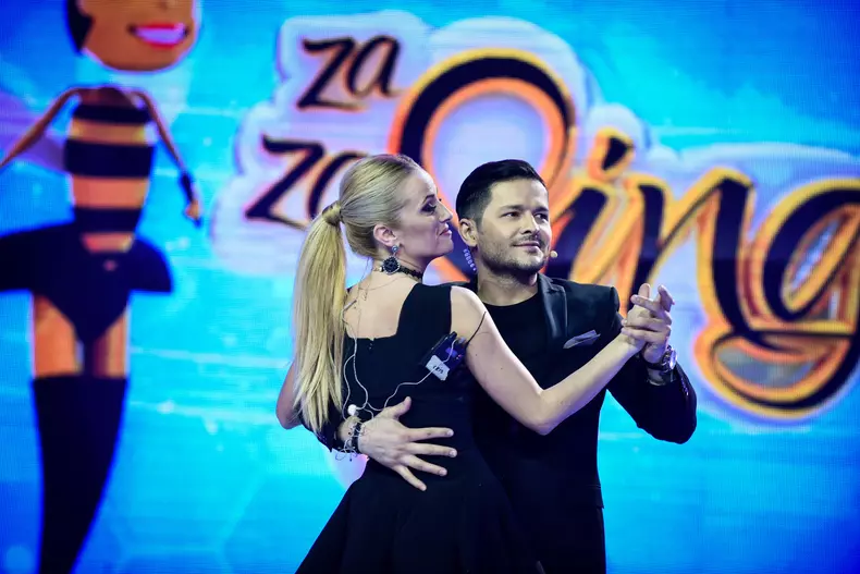 Liviu Vârciu le invită pe Lavinia Pârva, Lidia Buble și Nico, diseară, la „Zaza Sing” (9)