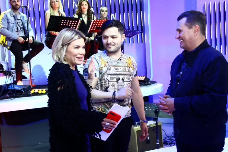 Liviu Vârciu îl serbează pe Nea Mărin, miercuri seară, la „Zaza Sing” (11)