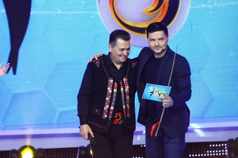 Liviu Vârciu îl serbează pe Nea Mărin, miercuri seară, la „Zaza Sing” (24)