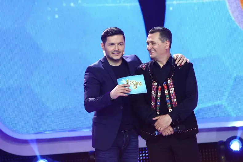 Liviu Vârciu îl serbează pe Nea Mărin, miercuri seară, la „Zaza Sing” (25)