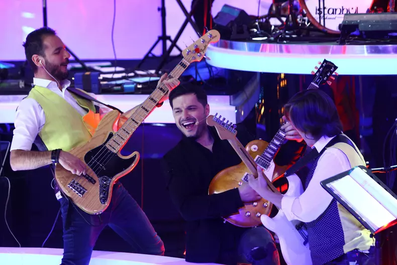 Liviu Vârciu îi aduce pe Feli Donose, Diana Munteanu și Florin Ristei la „Zaza Sing” (8)