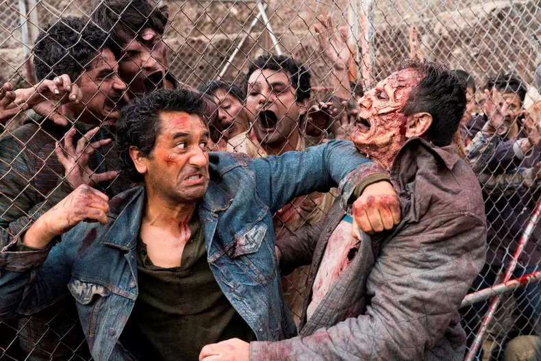 Serialul „Fear the Walking Dead” revine în grila AMC. Sezonul 3 începe în iunie (1)