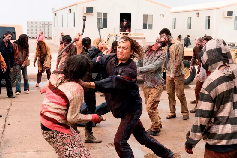 Serialul „Fear the Walking Dead” revine în grila AMC. Sezonul 3 începe în iunie (5)