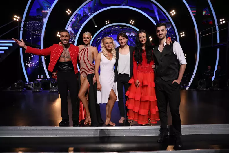 Uite cine danseaza (1)