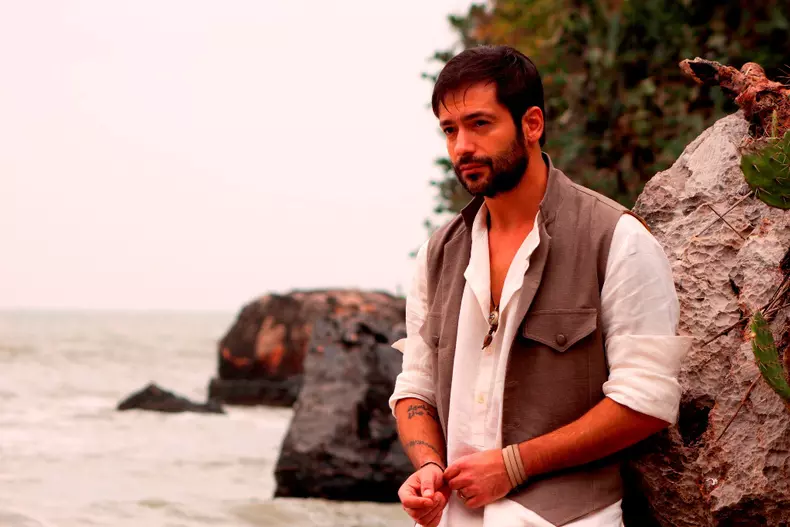 Diseară, la „Insula iubiii”, are loc prima cerere în căsătorie între doi concurenți (4)