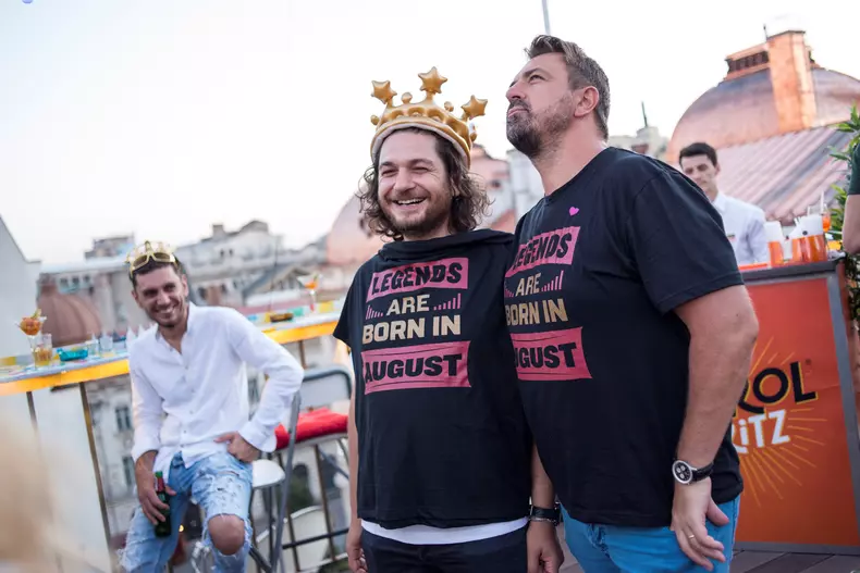 FOTO. Chef Florin Dumitrescu a avut parte de o petrecere surpriză de ziua lui (2)