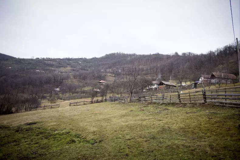 Continuă preselecțiile „Ie, Românie”. Alina Pușcaș și Cornel Păsat au căutat cele mai frumoase fete din Transilvania, alături de Mircea Radu (6)