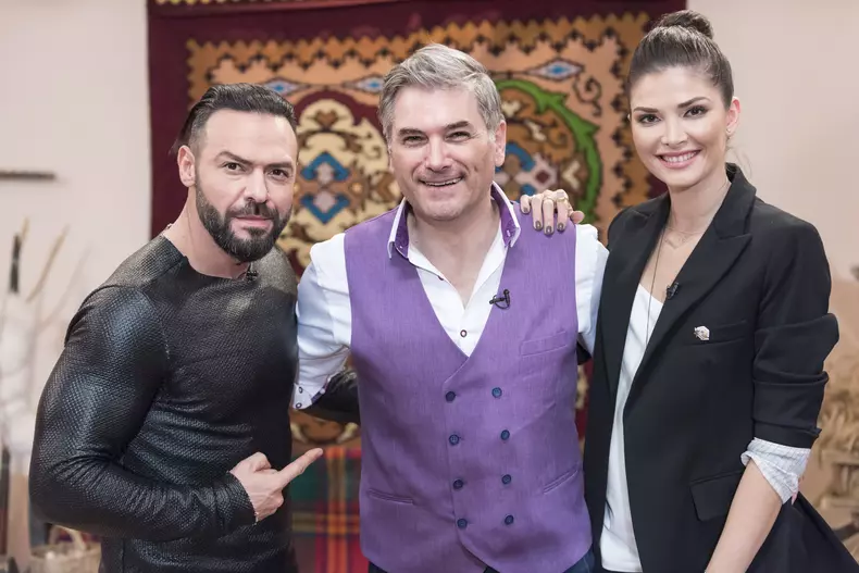 Continuă preselecțiile „Ie, Românie”. Alina Pușcaș și Cornel Păsat au căutat cele mai frumoase fete din Transilvania, alături de Mircea Radu (8)