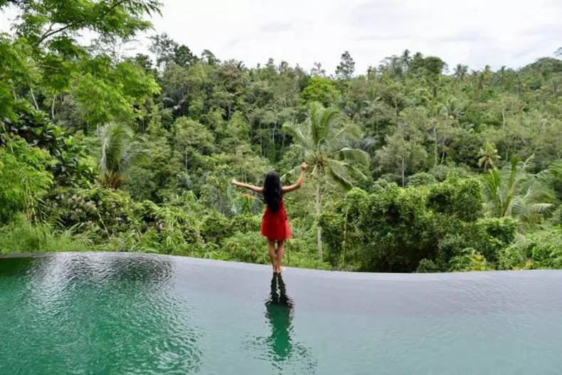 Corina Caragea e îndrăgostită de locurile exotice. Cum s-a distrat în Bali (3)