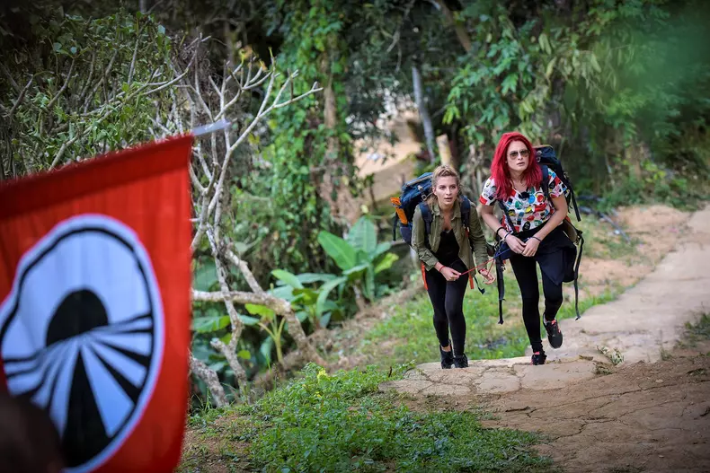 Raluka, primele impresii despre meniul asiaticilor (3)