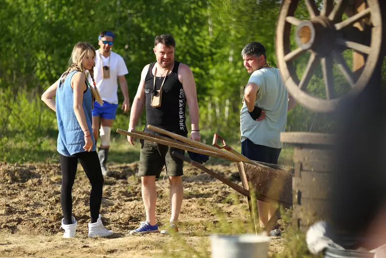 „Ferma vedetelor”. Astăzi aflăm numele celui de-al doilea fermier șef (1)