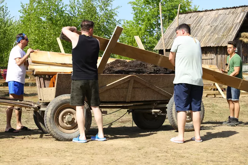 „Ferma vedetelor”. Diana Dumitrescu a ales fermierul săptămânii Majda Aboulumosha (2)