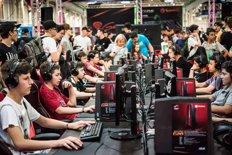 Comic Con2_gaming_Diana Oros