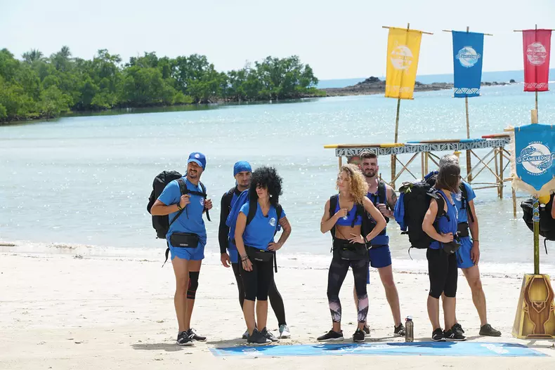 ultimul trib madagascar (1)