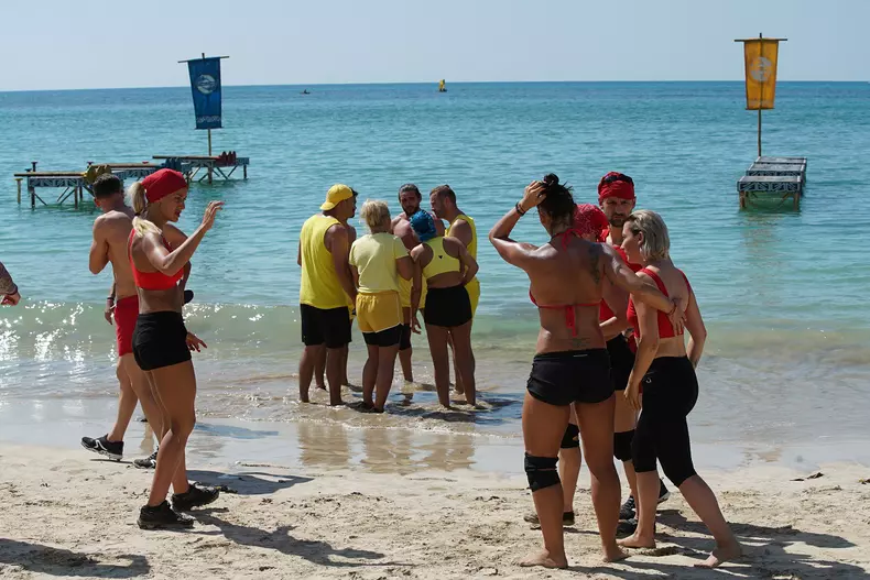 ultimul trib madagascar (5)