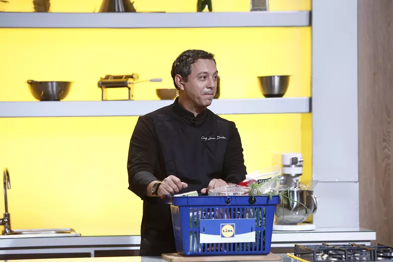 Chefi la cutite S6 nou (1)