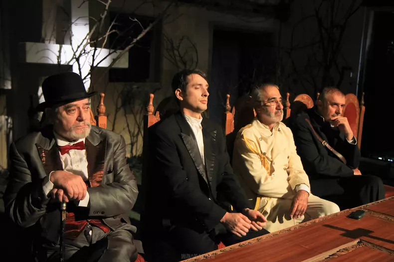 001 Apostolul Bologa 04