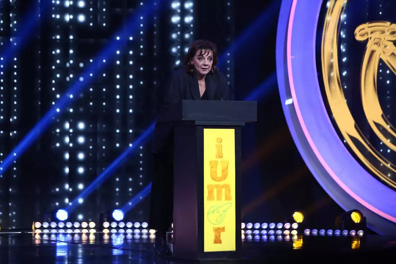 Carmen Tanase iUmor (1)