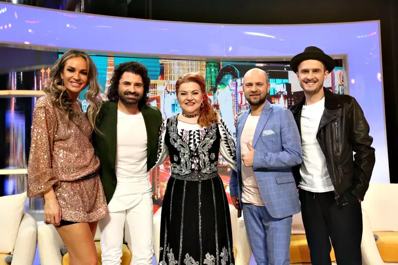 Scena misterelor (1)