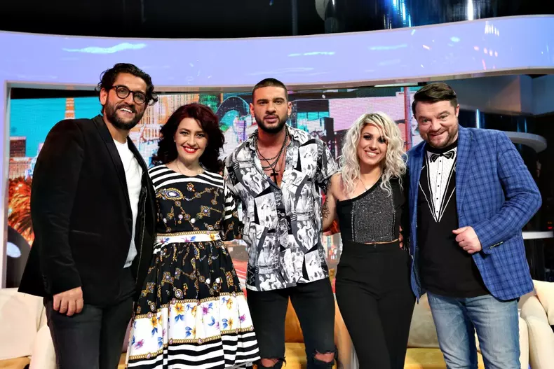 Scena misterelor (2)