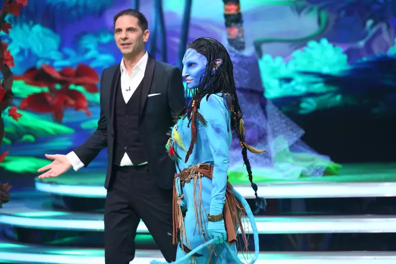 Scena misterelor (9)