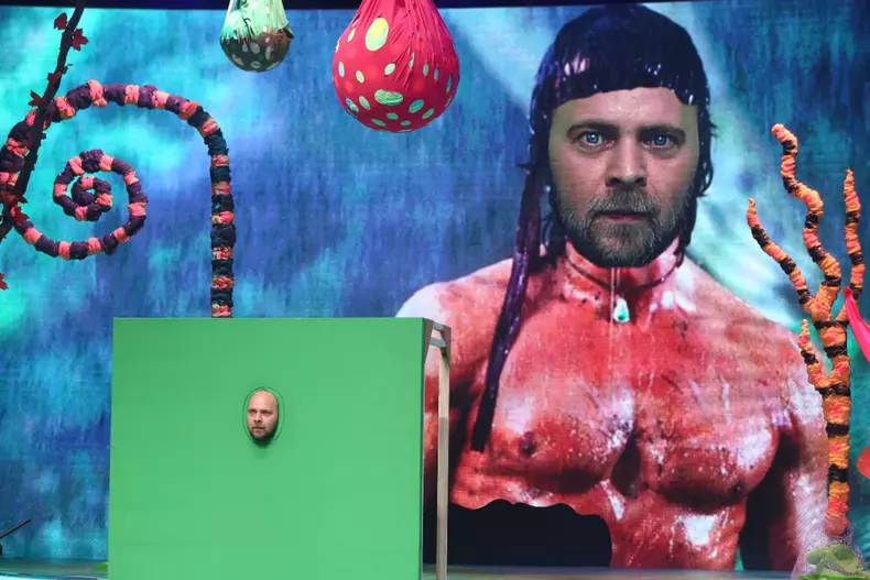 Scena misterelor (9)