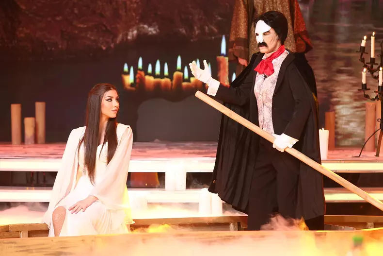 Scena misterelor (3)