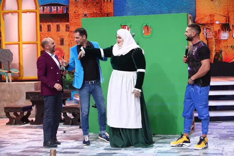 Scena misterelor (9)