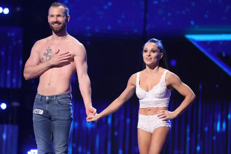 Duo Maintenant (golden buzz Mihai Petre)