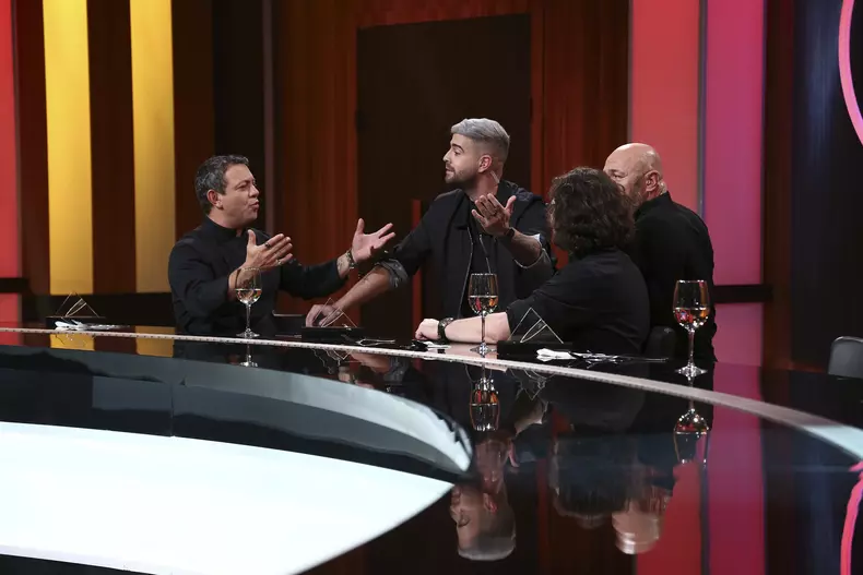 Chefii si Speak canta2