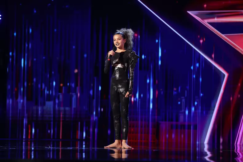 Raisa Chiributa - golden buzz Alexandra Dinu (1)