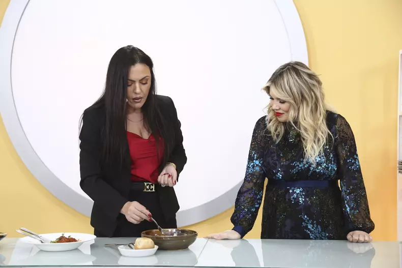 Amalia Stanciu si Gina Pistol 1