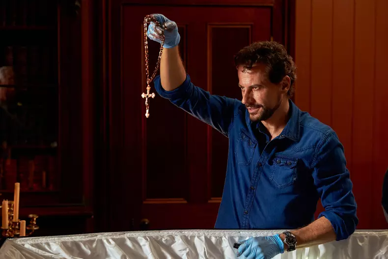 Harrow (Ioan Gruffudd) in "Damnant Quad Non Intellegunt."