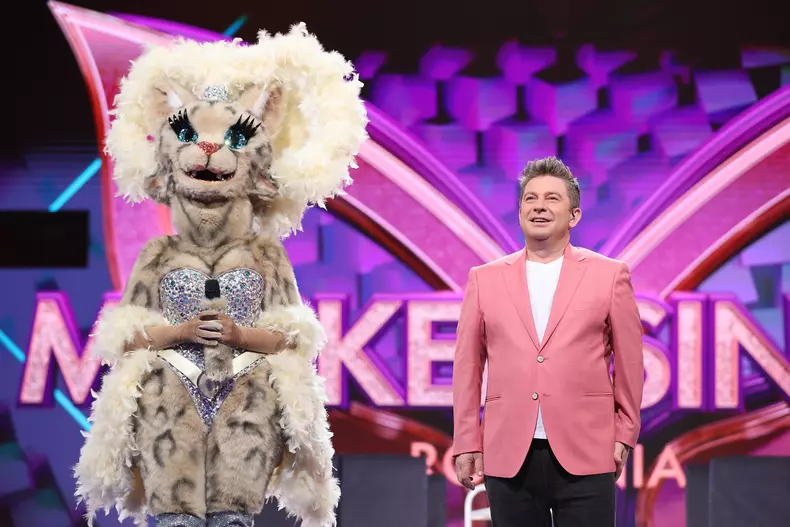 Pisica-si-Pavel-Bartos