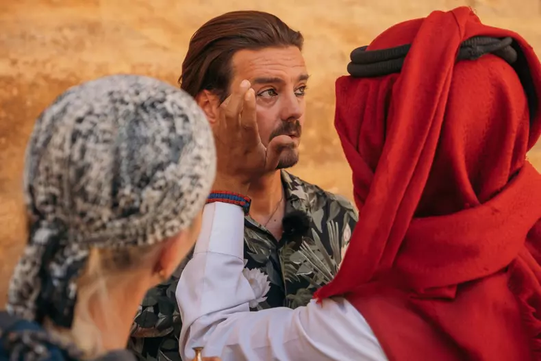 Follow-30-General-31-AE4-2