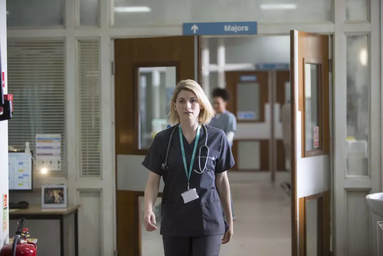 Ai încredere în mine - Jodie Whittaker - foto 3